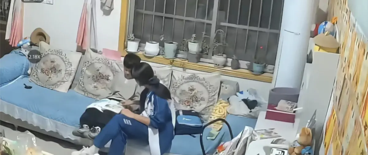 姐姐辅导弟弟作业引热议-姐弟情深难舍难分事件来龙去脉梳理-姐姐的捏捏姐姐的爱完整版在线观看-姐弟相处日常