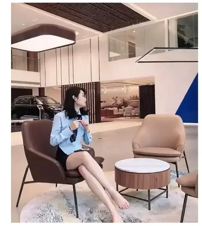 佳木斯新玛特迪桑特女销售事件完整现场视频在线观看-破防到说不出话全网震惊-后续结果意想不到免费播放