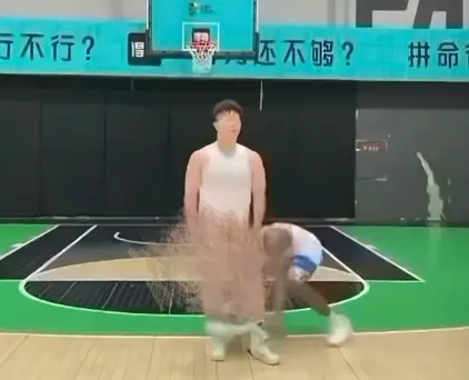 《牛教练的裤子》1080P高清画质免费播放-牛教练的裤子完整版在线观看-防守瞬间瓦解爆笑全场