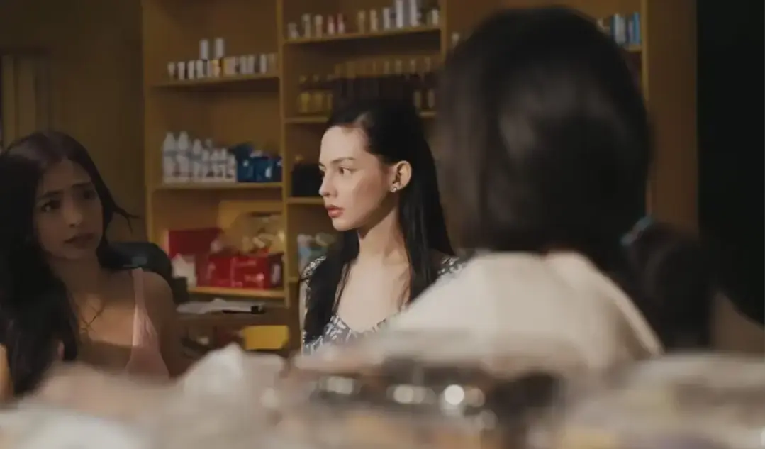 《奶油馅饼》2026菲律宾剧情惊悚电影-安杰尔卡斯特罗主演反转不断-蓝光4K无删减完整版-夸克网盘免费下载在线观看